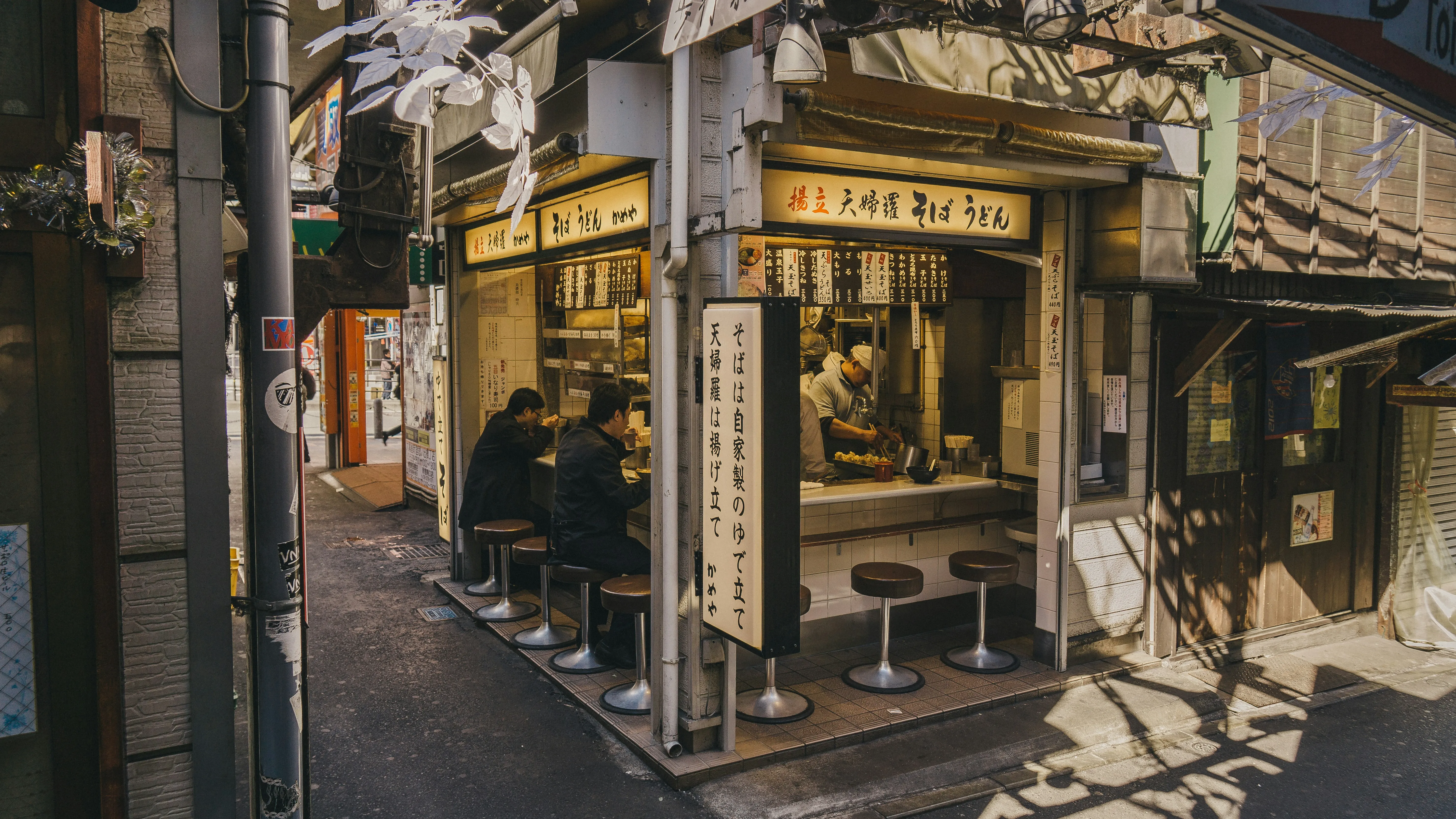 Best Tokyo Food Tours: Worth Every Yen?